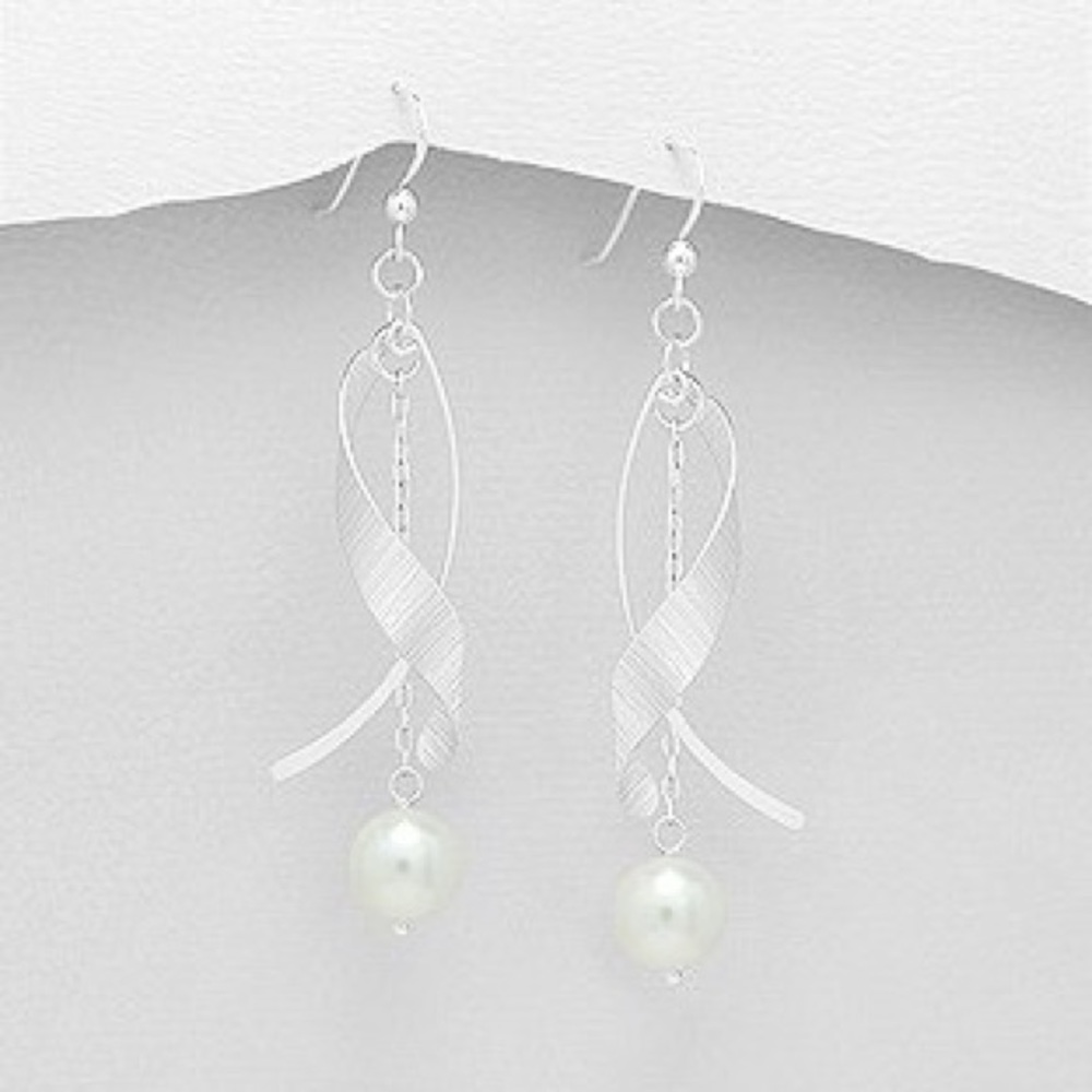 059 🆕 925 Silver Freshwater Pearl Earrings